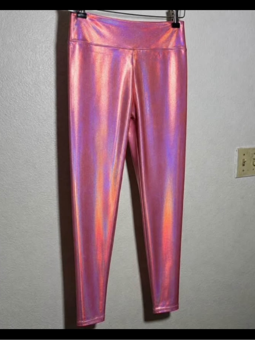 2 pairs Holographic High-Waist Faux Patent Leggings - Black and Pink Size Large - Picture 2 of 3